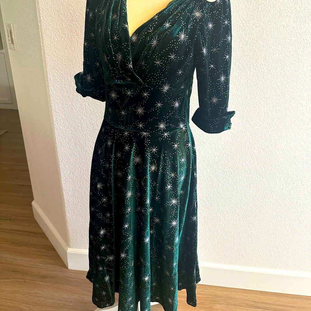 Unique Vintage Holiday Green Velvet with Snowflakes, Large
